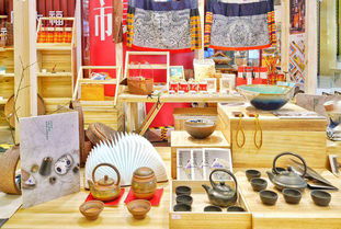 從書齋到田野，以創(chuàng)意點(diǎn)亮希望 湖大師生十年扶貧路結(jié)出文藝碩果